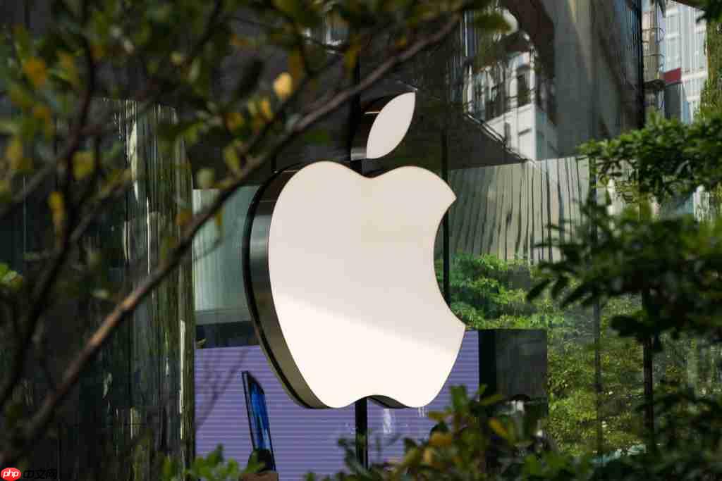 传苹果折叠iPhone将于今年底走完开发流程，但折叠iPad研发被搁置