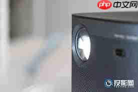 极米投影仪画面模糊怎么调整