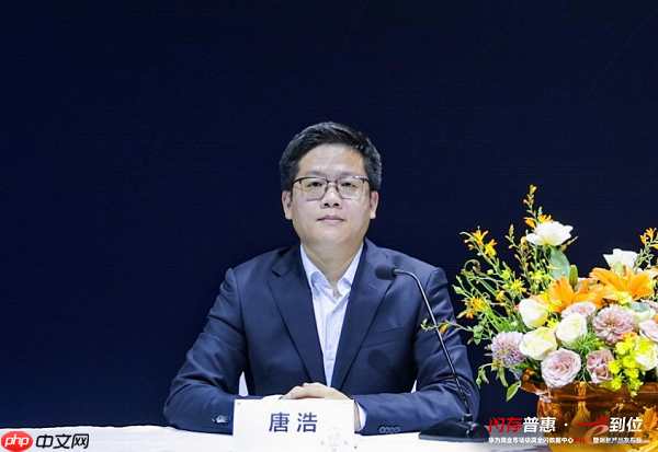 从技术突破到行业普惠,华为全闪存Pro+加速释放AI数据价值