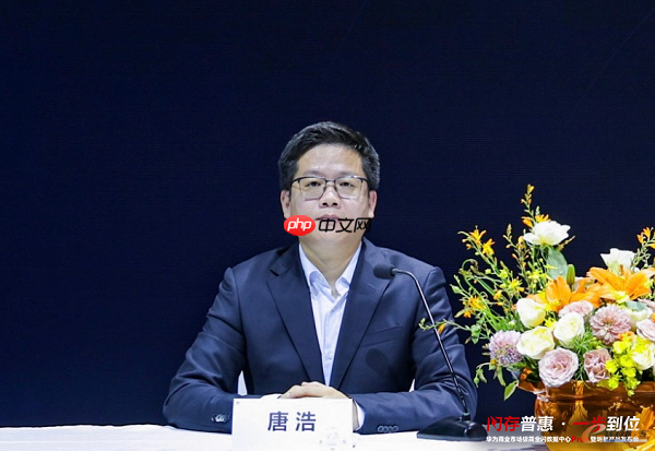 从技术突破到行业普惠,华为全闪存Pro+加速释放AI数据价值