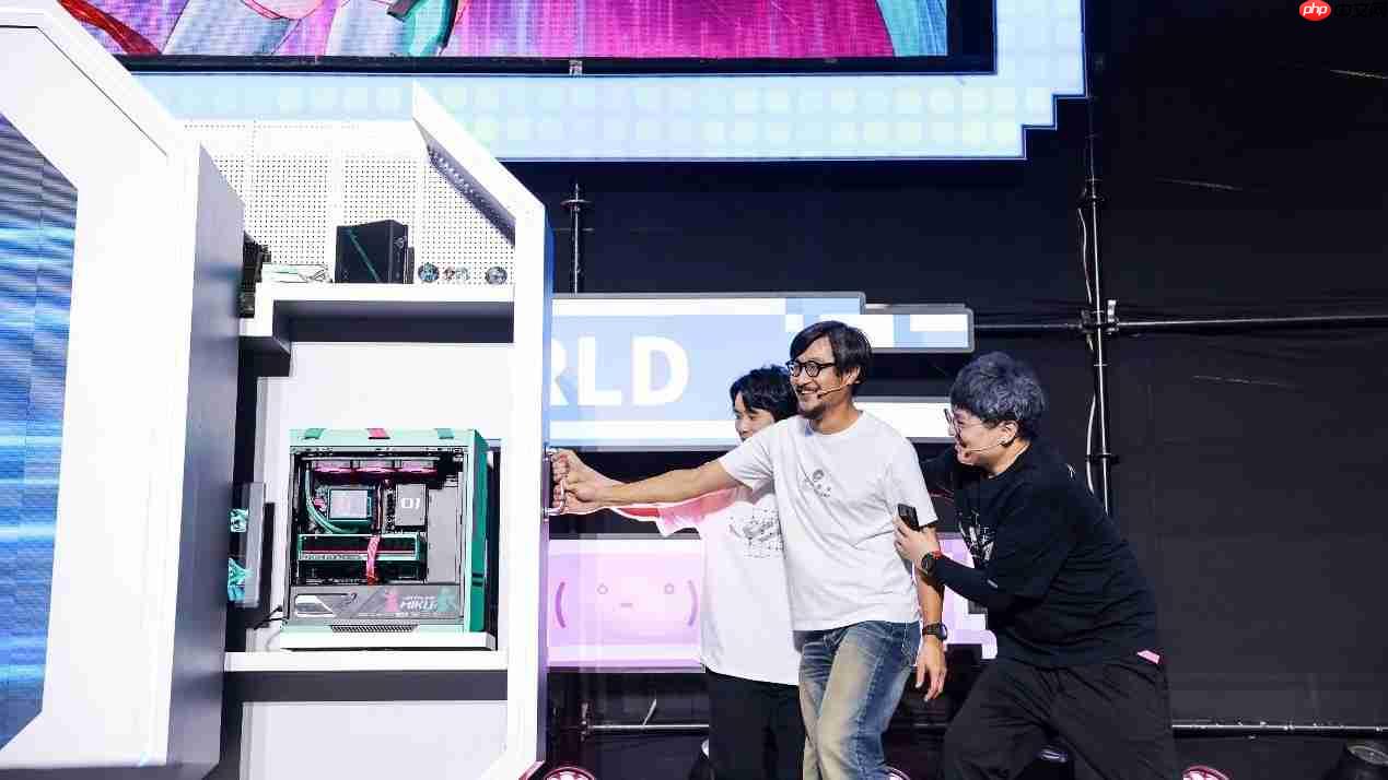 BW2025!华硕显卡信仰集结燃爆全场