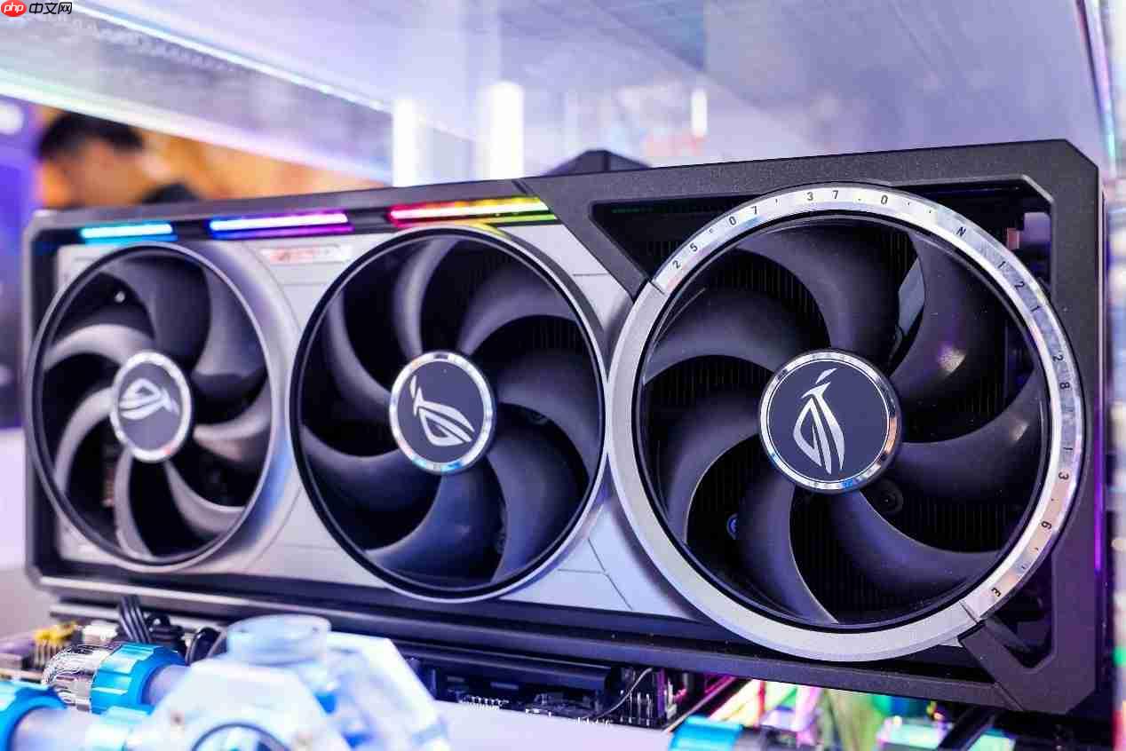 BW2025!华硕显卡信仰集结燃爆全场