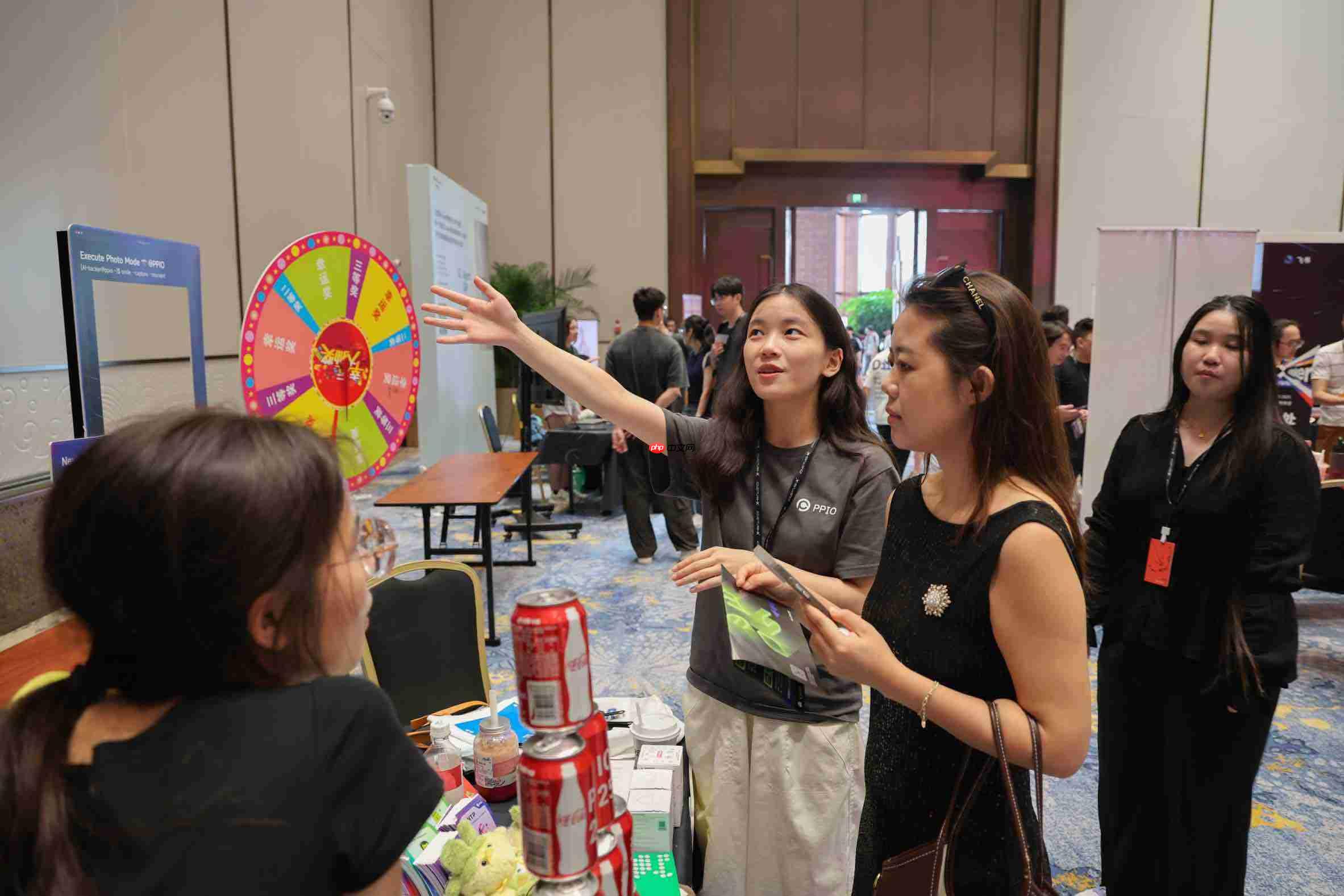 在中国最大的黑客松，我们找到了夏天