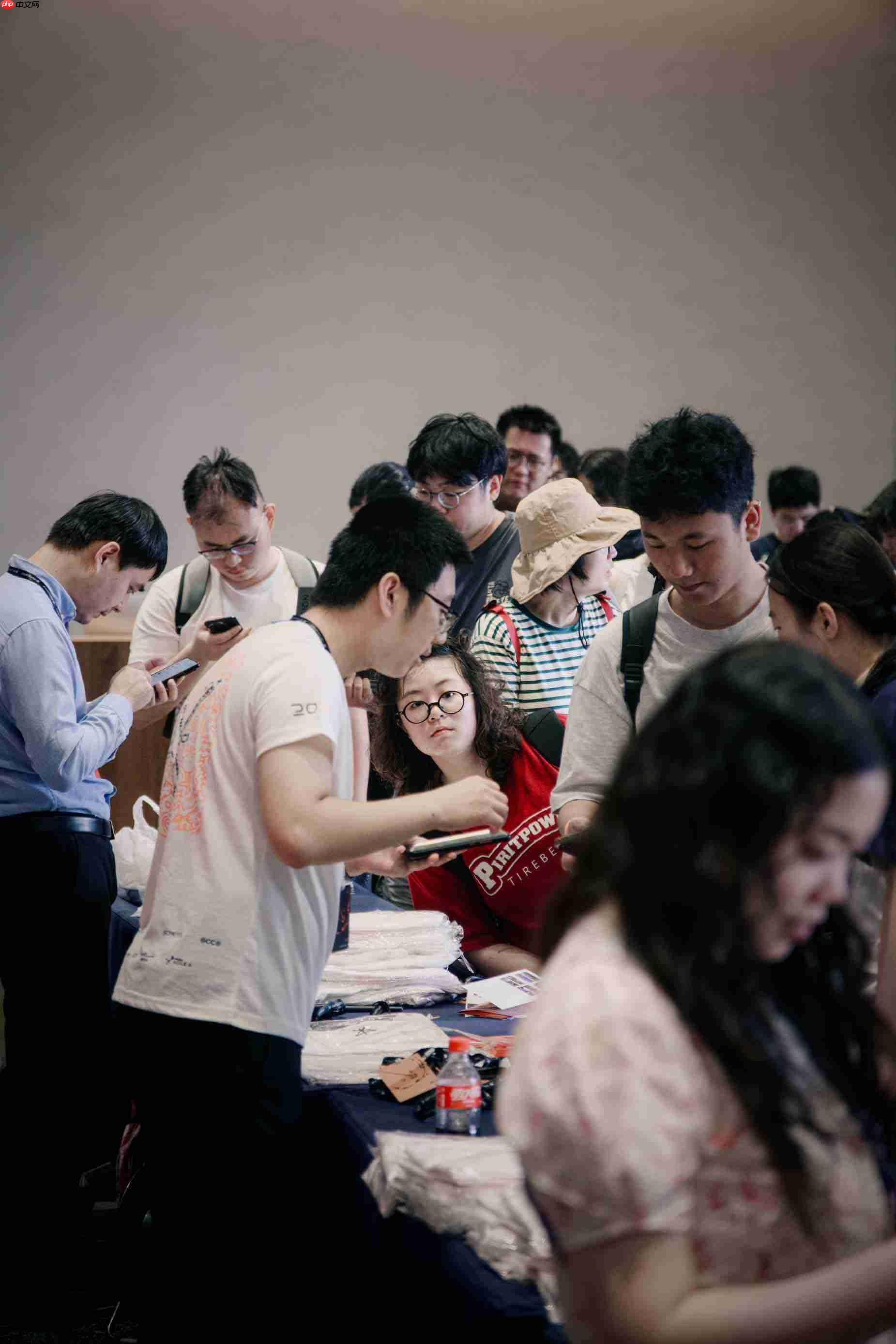 在中国最大的黑客松，我们找到了夏天