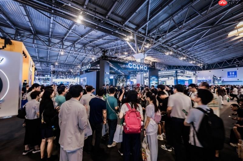 住在未来，科技家电头部玩家COLMO亮相世界人工智能大会2025