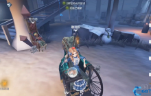 雕刻大师的艺术狩猎：操纵雕像的追击艺术