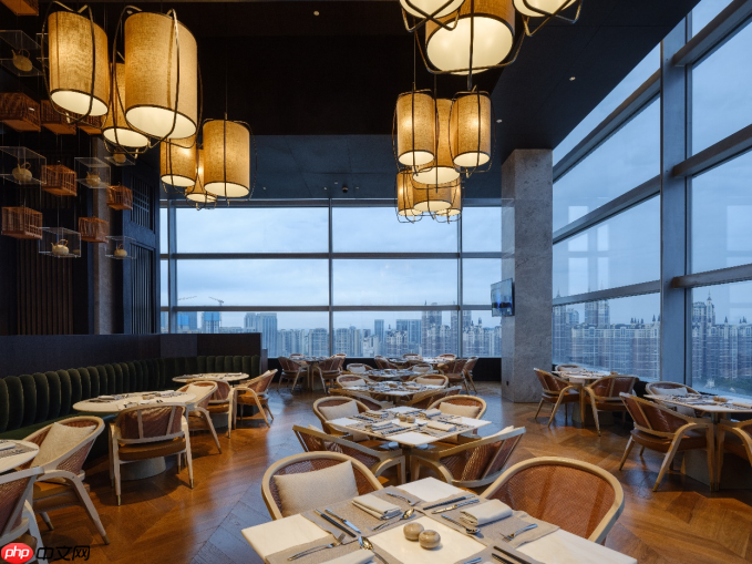 时间筛选下的真金,海湾酒店用三十年回答了什么是“民族高端酒店”