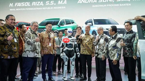 AiMOGA墨甲机器人惊艳亮相印尼车展，加速东南亚智能销售布局