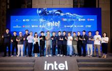 英特尔AIPC应用新突破！三大应用重磅上线