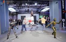 以技术突破为引擎，众擎亮相2025机器人博览会