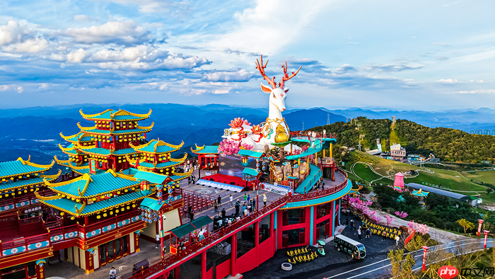 云上草原三期核心项目揭开神秘面纱,沿“最美云上天路”畅游仙侠镇