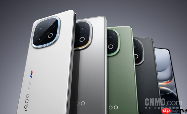 iQOO 15新机有望10月发布:三星2K屏和自研电竞心片