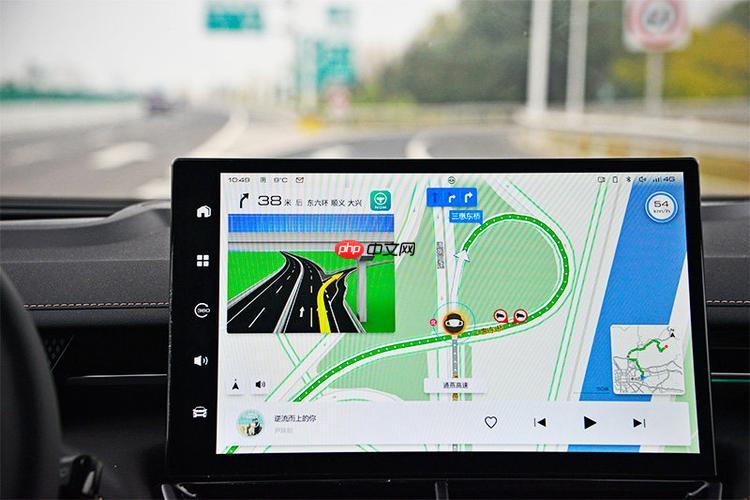 长途自驾选Petal地图还是高德地图?两者服务区提醒功能差异分析