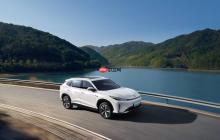 2025油电同价：10万SUV荣威D5XDMH性价比革命