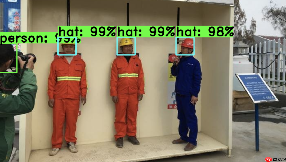 基于Faster R-CNN的安全帽目标检测