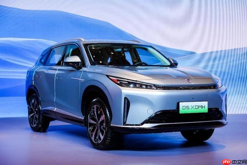 10万左右SUV选什么?荣威D5XDMH:续航空间智能拉满