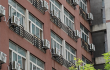 携手育栋梁！TCL&京东联名真省电SE空调进驻北京某高校