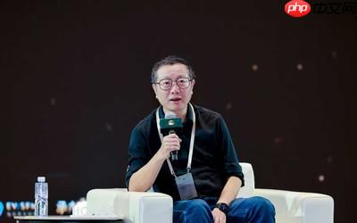 荣耀AI智能体YOYO高情商对谈刘慈欣 Magic8系列或迎大招