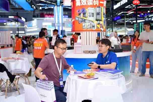 研祥智能亮相2025工博会：工业智能，此刻正在爆发！