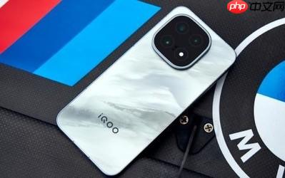 iQOO 15还有惊喜？RGB灯带可跟随环境音进行变换