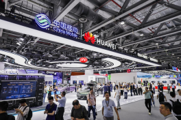 华为擎云亮相中国移动全球合作伙伴大会与千行百业共绘产业升级新蓝图