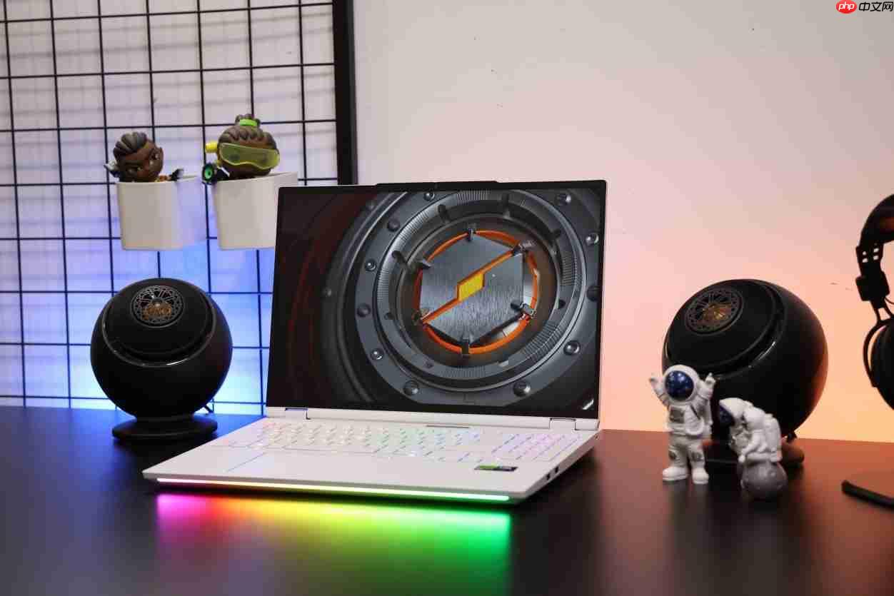 我不选了,性能和安静我全都要!年轻人的第一台“六边形战士”游戏本