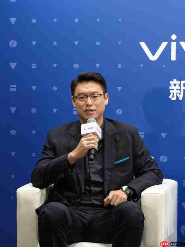 vivo黄韬:把“Pro mini”命名X300现在看有些吃亏