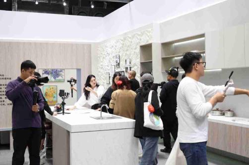 把听劝搬到线下!海尔智家双11邀500+达人发起智慧科技众测