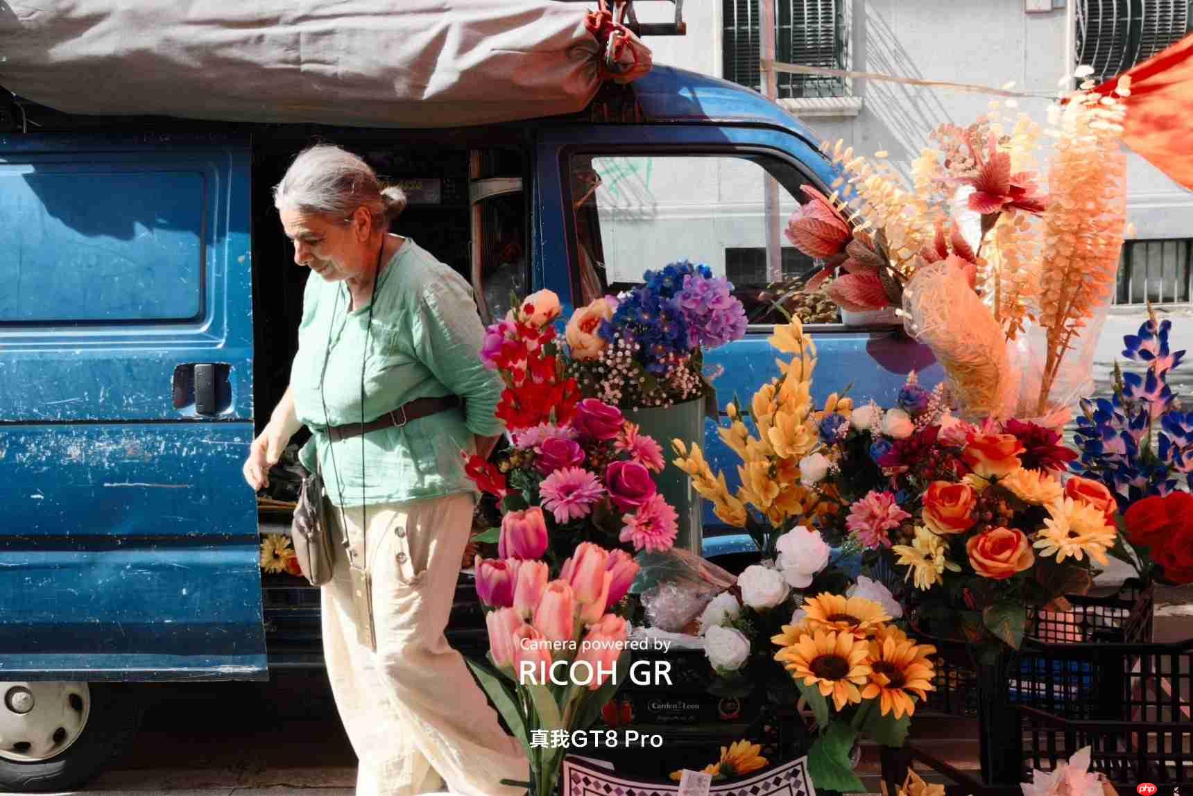 搭载理光GR影像系统!真我GT8系列正式发布