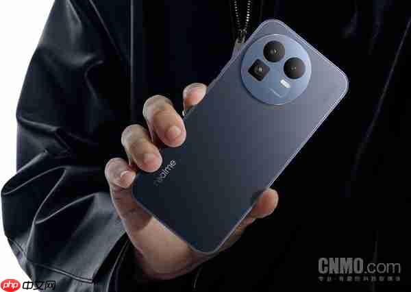 真我GT8系列亮点全解析:标准版越级满配 Pro版打造街拍神器