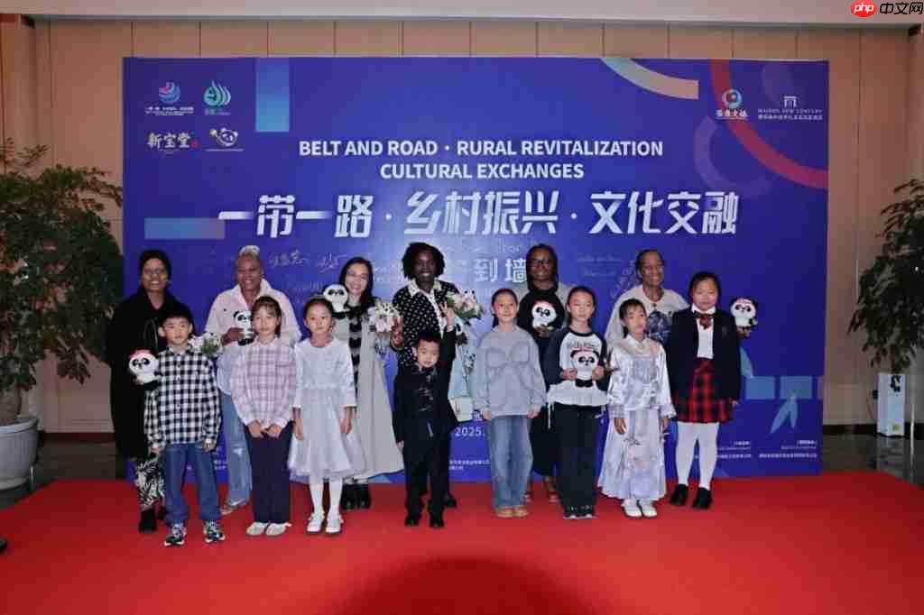 “国际朋友圈”扩容！11国驻华大使为雨城点赞 ——“‘一带一路’乡村振兴·文化交融”驻华大使走进雨城区公益交流活动侧记