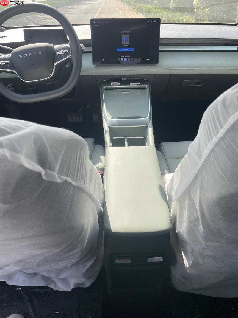 月薪4000买电车?荣威D6三重补贴+7.98万起,10万电车性价比