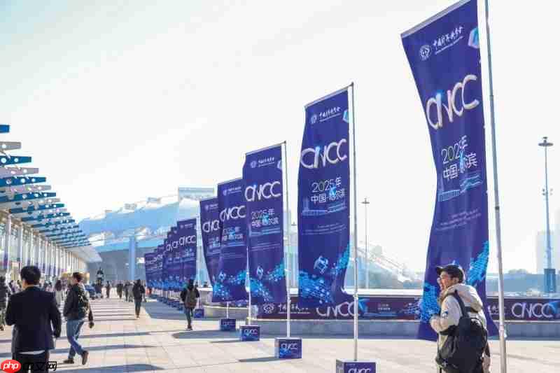 国产全功能GPU发力!摩尔线程亮相CNCC2025展示智算基础设施新成果