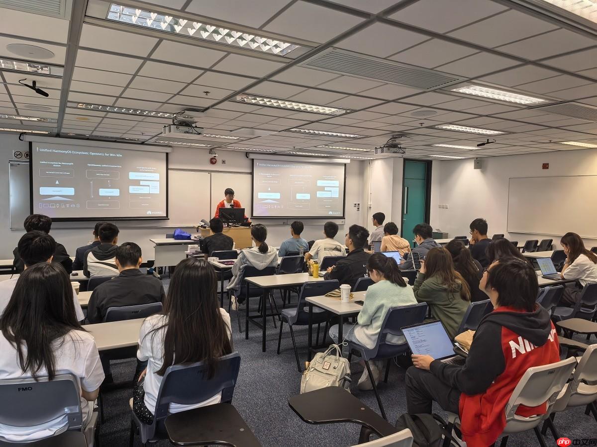 鸿蒙课程首次走进中国香港顶尖学府，华为携手香港科技大学共育科创英才