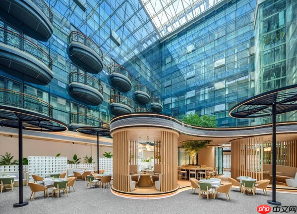 首旅酒店集团ESG评级跃升,获Wind AA评级,综合得分荣列行业首位