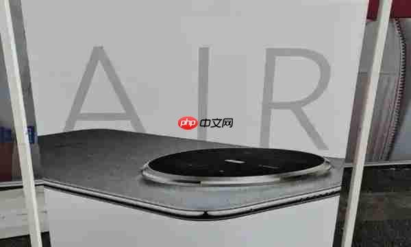 华为Mate 70 Air再曝光:标配12GB运存 11月11日首销