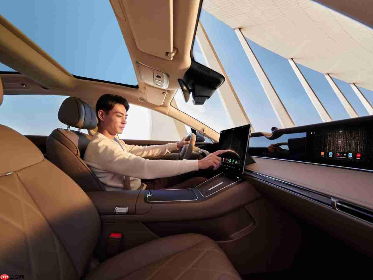 销量背后的豪华新定义!新款享界S9为何能在开订2个小时突破3000台?