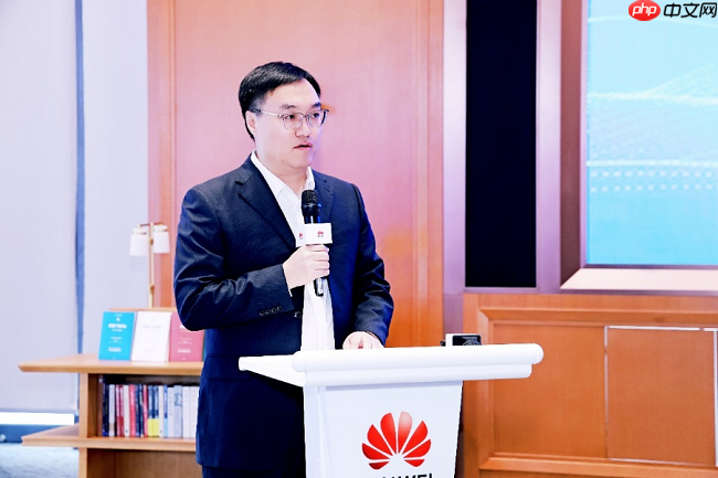 “深化产教融合,共育数智人才”——2025华为云产教融合圆桌论坛·河南站成功举办