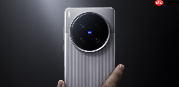 曝TOP5手机厂商明年均采用双2亿镜头方案 覆盖子品牌