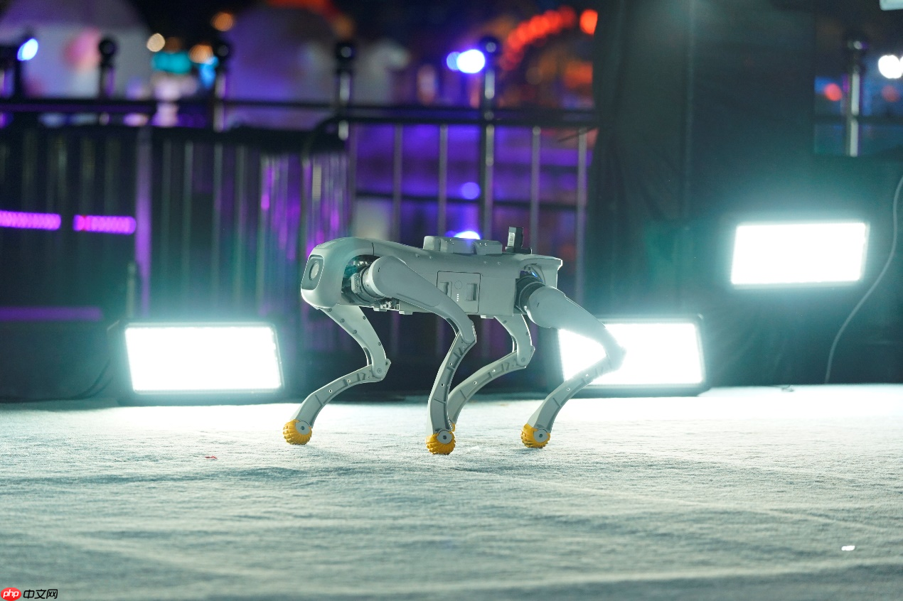 行业首秀!智元机器人联合火花机器人发布机器狗光影表演方阵