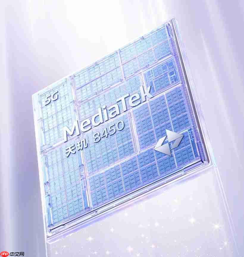 天玑8450加持,OPPO Reno15体验更出圈