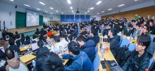 “春雨赋智共筑未来”AMD春雨计划走进北京大学、北京交通大学，以全栈式AI解决方案赋能AI学习与创新