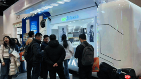 浙江人形发布“NAVIAI零售胶囊仓”,携手华侨城文旅重塑智慧零售商业逻辑