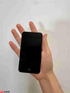 微信员工晒出微信首个版本测试机——iPod touch 4！