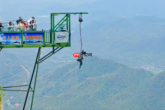 云上草原开启高山舒适革命,推出松弛感三件套 重新定义高山度假新方式