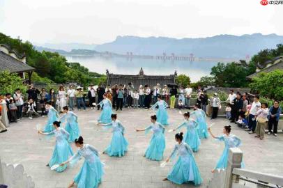 从“单点火爆”到“全域共赢”，点燃县域文旅新引擎