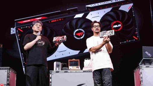 冠军联名登场!ASUSx T1 RTX50系列联名款显卡