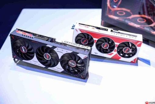 冠军联名登场!ASUSx T1 RTX50系列联名款显卡