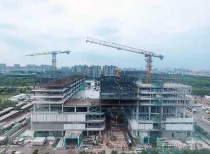 亚洲最大室内儿童主题乐园,完成钢结构施工!项目预计2026年底正式竣工达到试营业条件
