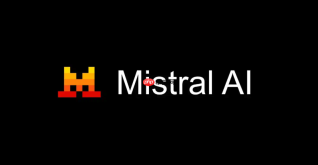 Mistral AI本地聊天界面推荐：WebUI选型与配置指南【汇总】